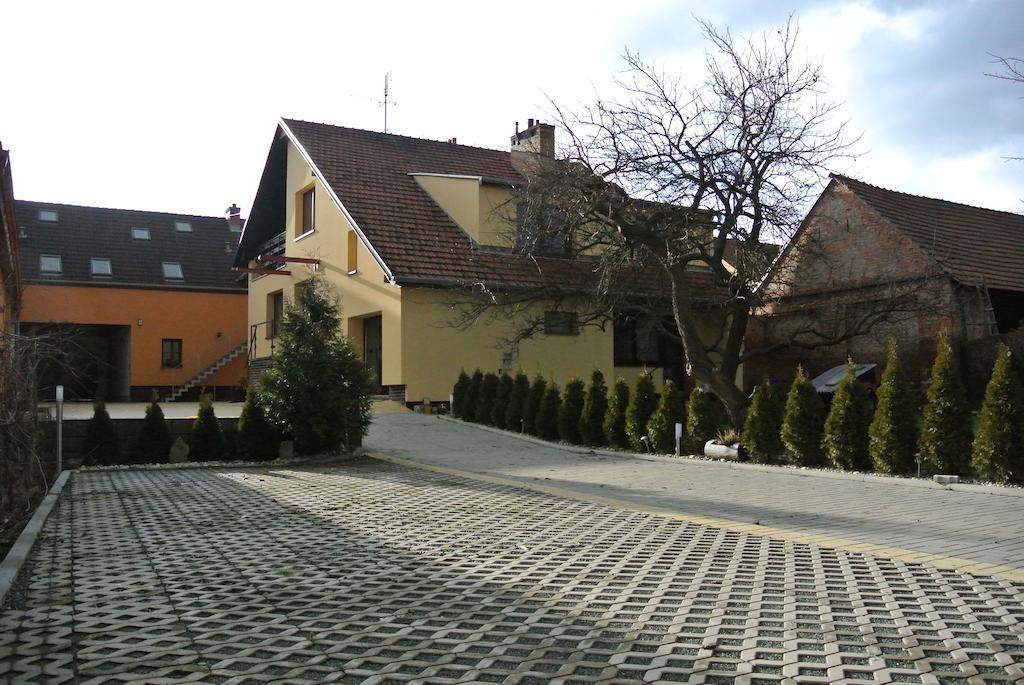 Penzion U Reky Vojkovice  Eksteriør bilde